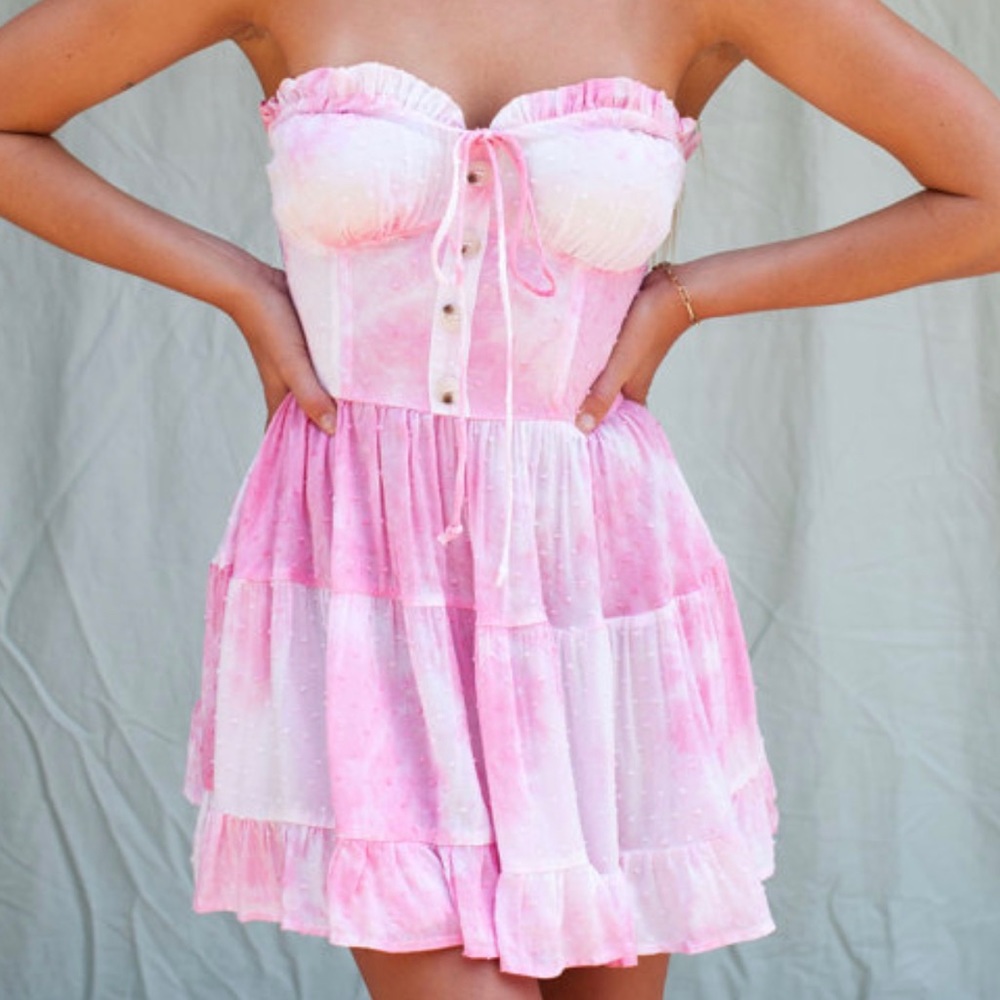 Tie dye pink sleeveless dress